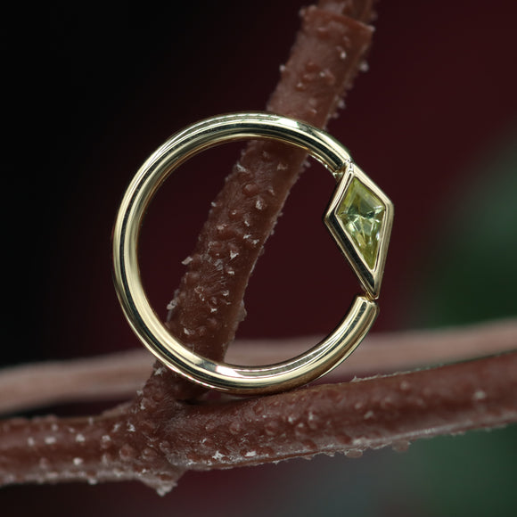 Gold Kite Bezel Fixed Ring with Gemstones